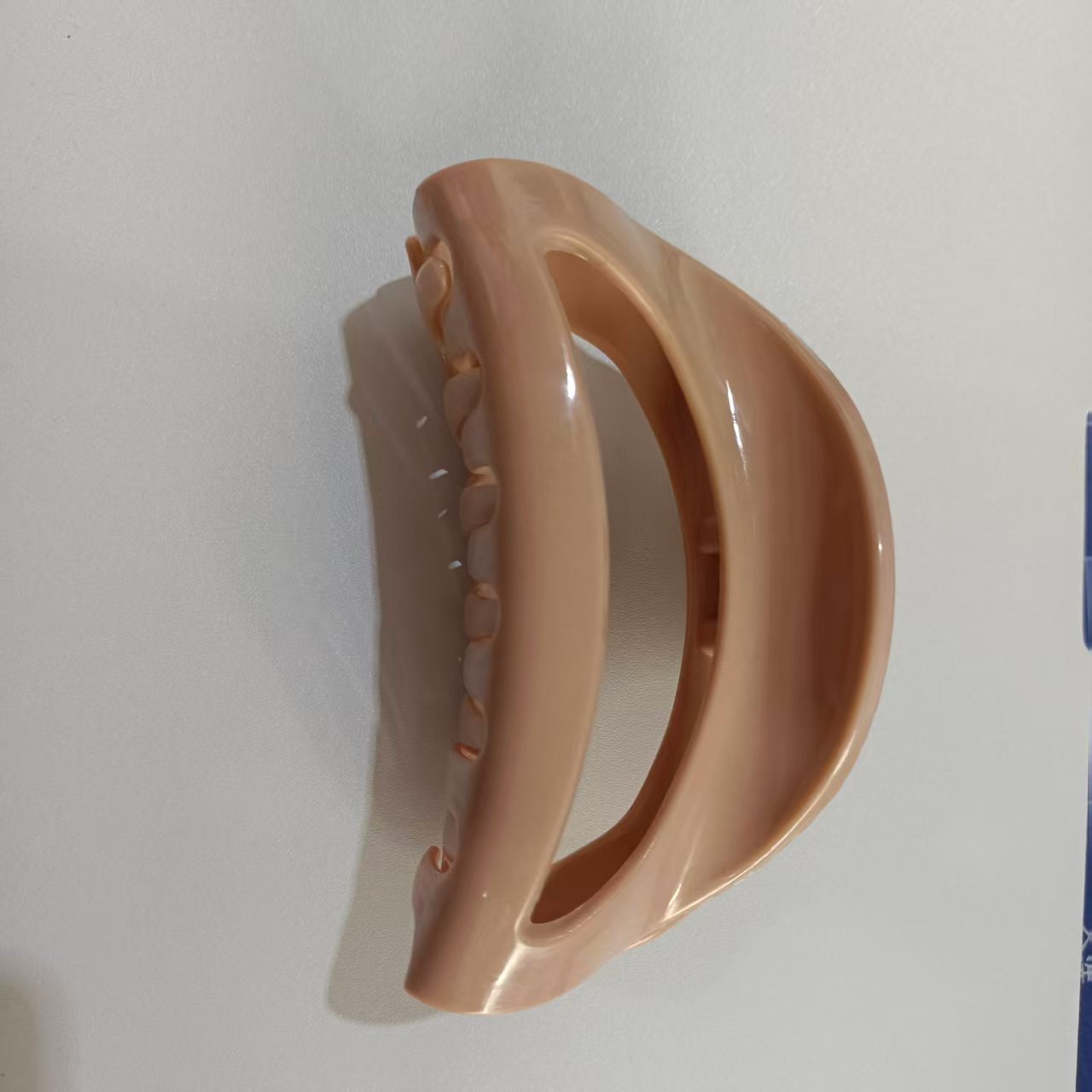 Shark Clip Hair Clip Thats Gentle On The Scalp For Women